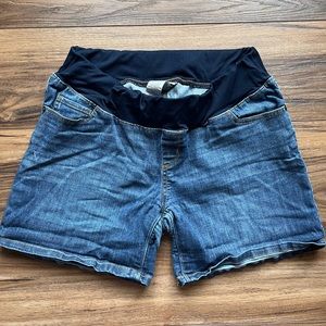 Liz Lange Maternity Under Belly Denim Shorts